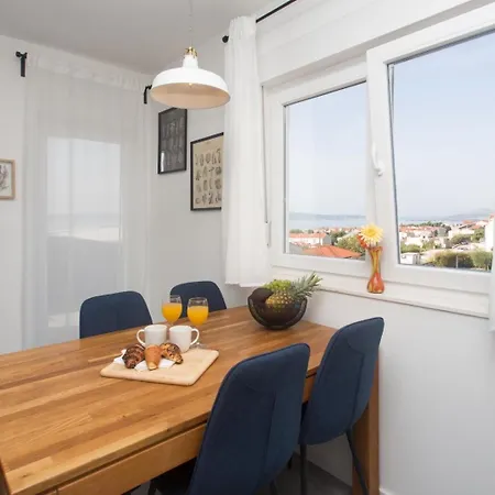 Apartment Nono Kaštela
